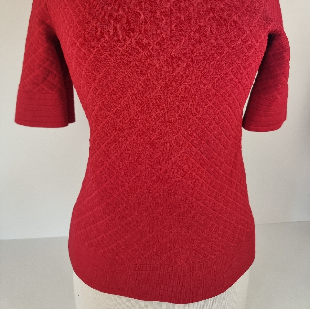 Carolina Herrera Chic Red Textured Knit Top Sz S - Picture 4 of 12